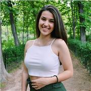 Profesora que ofrece clases (online y presenciales) para alumnos de primaria o la eso. Puedo adaptarme a todas las asignaturas